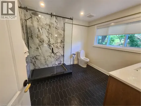 2019 Dundas Street Burlington ON L7P 0S8