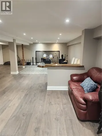 2019 Dundas Street Burlington ON L7P 0S8