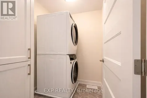 327 Voyageur Place Russell ON K0A 1W1