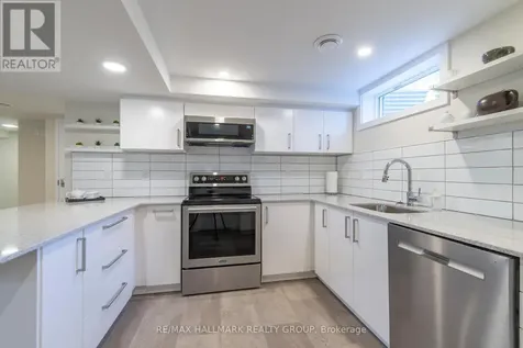 2160 Lambeth Walk Ottawa ON K2C 1G1
