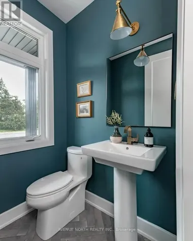 719 Kenny Gordon Avenue Ottawa ON K4M 0X8
