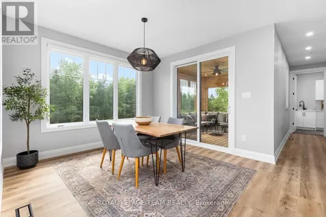 3783 Woodkilton Road Ottawa ON K0A 3M0