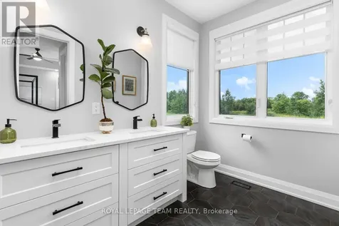 3783 Woodkilton Road Ottawa ON K0A 3M0