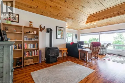 2399 Lakeshore Road Dunnville ON N1A 2W8