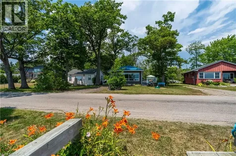 2399 Lakeshore Road Dunnville ON N1A 2W8