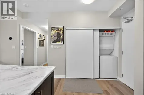 5 Hamilton Street North Waterdown ON L8B 2A4