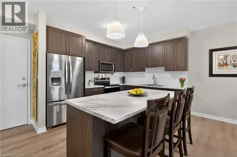 5 Hamilton Street North Waterdown ON L8B 2A4