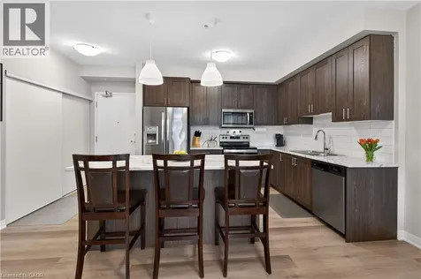 5 Hamilton Street North Waterdown ON L8B 2A4