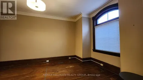 113 Murray Street Ottawa ON K1N 5M5