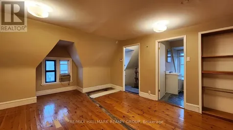 113 Murray Street Ottawa ON K1N 5M5