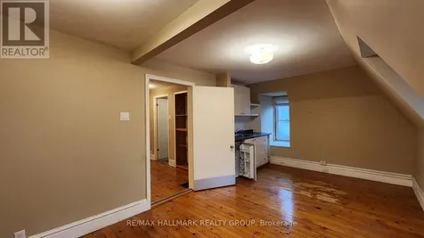 113 Murray Street Ottawa ON K1N 5M5