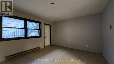 113 Murray Street Ottawa ON K1N 5M5