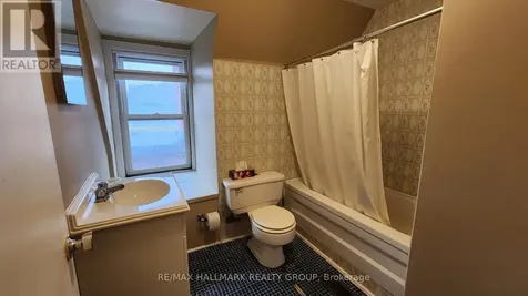 113 Murray Street Ottawa ON K1N 5M5