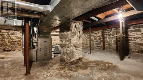 113 Murray Street Ottawa ON K1N 5M5
