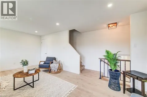 35 Breckenridge Drive Kitchener ON N2B 3H5
