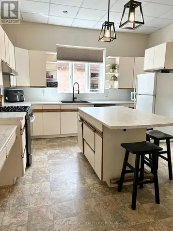 188 Esther Street Pembroke ON K8A 3C2