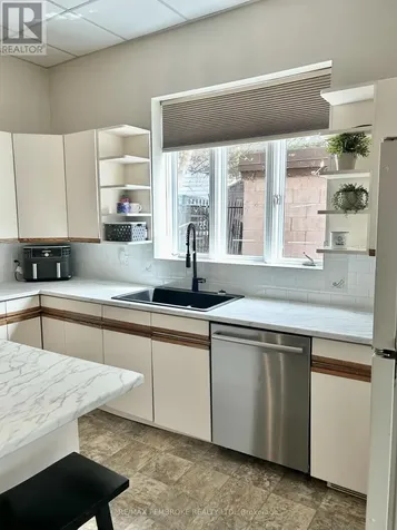 188 Esther Street Pembroke ON K8A 3C2