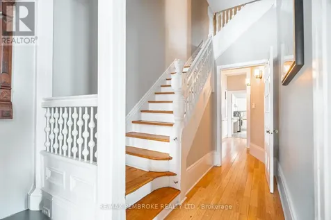 188 Esther Street Pembroke ON K8A 3C2