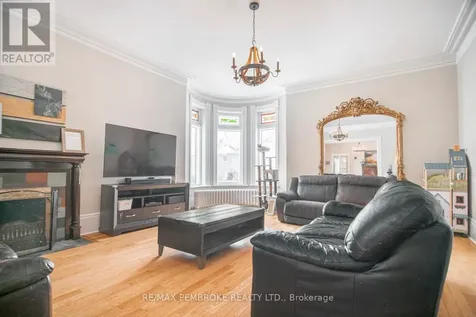 188 Esther Street Pembroke ON K8A 3C2