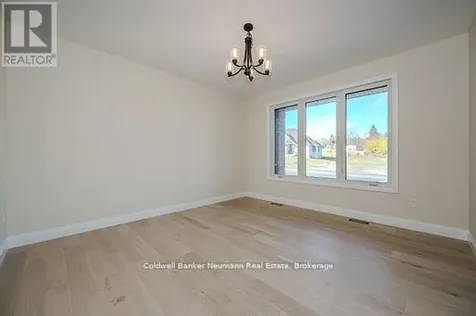 10 Broughton Street Erin ON N1H 0B7
