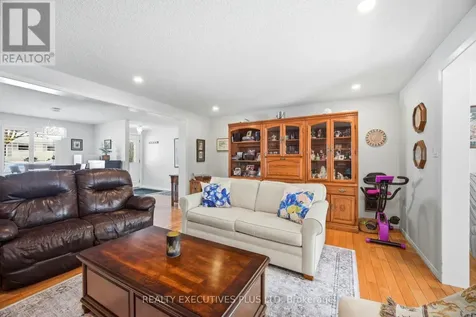 5 Tecumseth Pines Drive New Tecumseth ON L0G 1W0