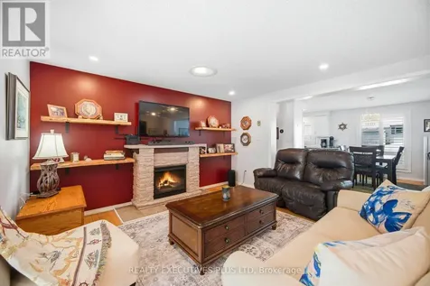 5 Tecumseth Pines Drive New Tecumseth ON L0G 1W0