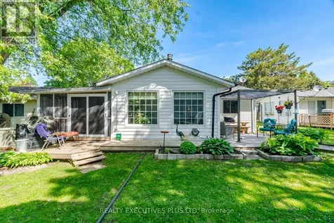 5 Tecumseth Pines Drive New Tecumseth ON L0G 1W0