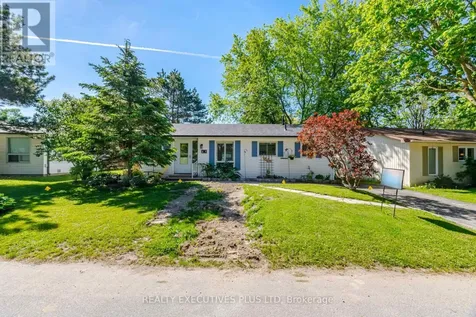 5 Tecumseth Pines Drive New Tecumseth ON L0G 1W0