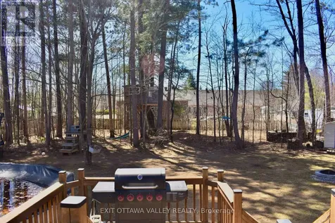 16 Heritage Drive Petawawa ON K8H 3J3