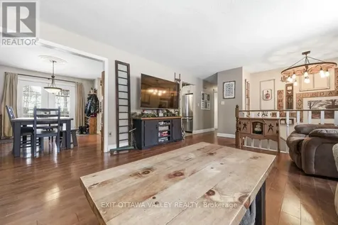 16 Heritage Drive Petawawa ON K8H 3J3