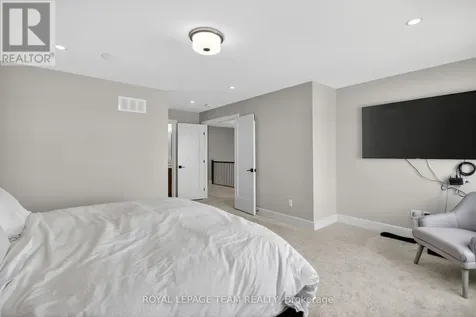 988 Beckton Heights Ottawa ON K2S 2X6