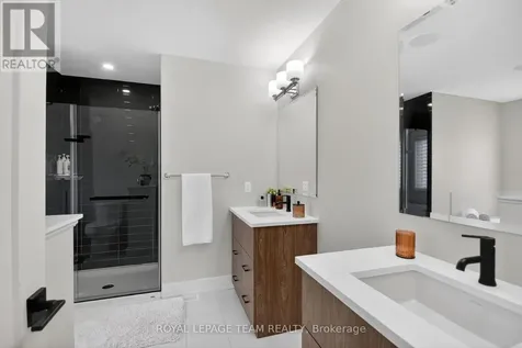 988 Beckton Heights Ottawa ON K2S 2X6