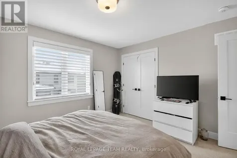 988 Beckton Heights Ottawa ON K2S 2X6
