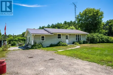 743 Highway 15, Rr#2 Highway Rideau Lakes ON K0E 1N0