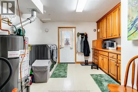 1462 County Road 22 Lakeshore ON N8L 0H9