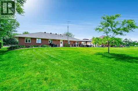 1462 County Road 22 Lakeshore ON N8L 0H9