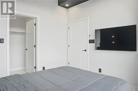 180 George Street Unit# Ph206 Ottawa ON K1N 0G8