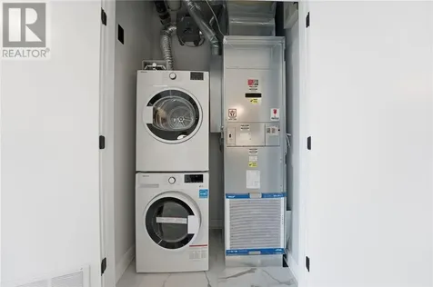 180 George Street Unit# Ph206 Ottawa ON K1N 0G8