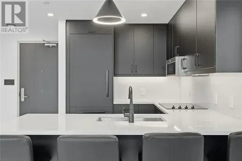 180 George Street Unit# Ph206 Ottawa ON K1N 0G8