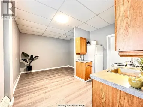 76 Kathleen Street Sudbury ON P3C 2L9