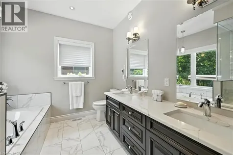 144 Newport Lane Port Dover ON N0A 1N7