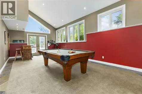 221 Old Onondaga Road East Brantford ON N3T 5L4