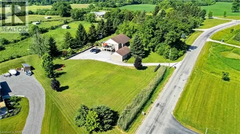 221 Old Onondaga Road East Brantford ON N3T 5L4