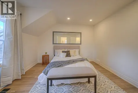 30 Dunbar Road South Waterloo ON N2L 2E3
