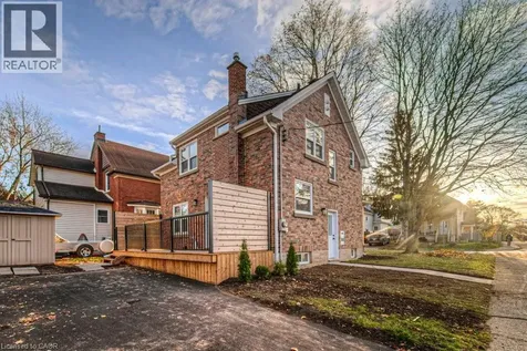30 Dunbar Road South Waterloo ON N2L 2E3