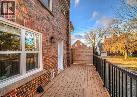 30 Dunbar Road South Waterloo ON N2L 2E3