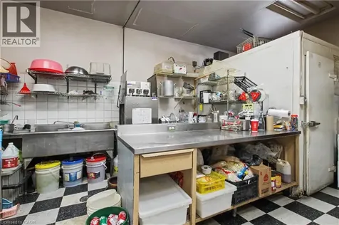 826 Queenston Road Hamilton ON L8G 4A8