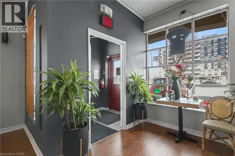 826 Queenston Road Hamilton ON L8G 4A8