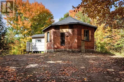 24 Briar Hill Road Rideau Lakes ON K0E 1N0