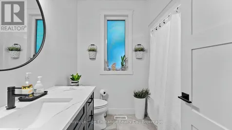 44 Blairs Trail North Huron-kinloss ON N2Z 0B3